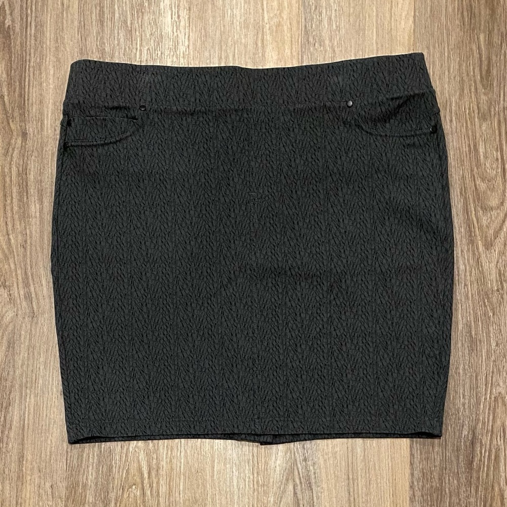 Liverpool Jeans Co EUC Spruce Print Mini Pencil Skirt